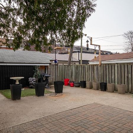 Very Cozy & Comfortable In Downtown Toronto Great Value! Apartment Bagian luar foto